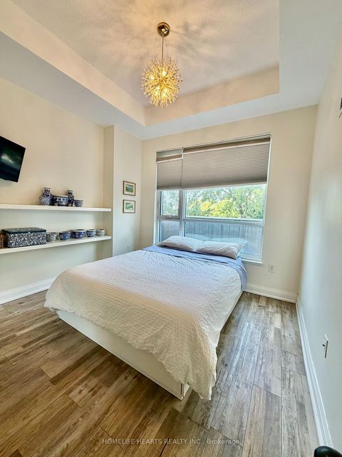 Photo 12 at 220 - 2800 Keele Street, CFB, Toronto