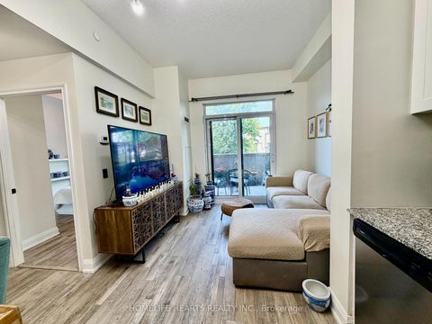 Photo 16 at 220 - 2800 Keele Street, CFB, Toronto