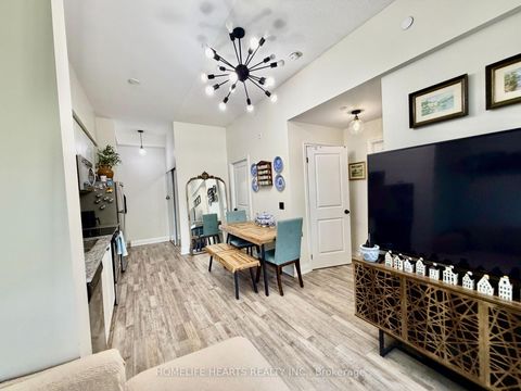 Photo 23 at 220 - 2800 Keele Street, CFB, Toronto