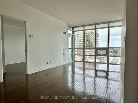Photo 3 at 901 - 26 Norton Avenue, Willowdale East, Toronto