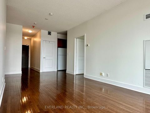 Photo 6 at 901 - 26 Norton Avenue, Willowdale East, Toronto
