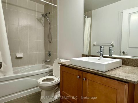 Photo 13 at 901 - 26 Norton Avenue, Willowdale East, Toronto