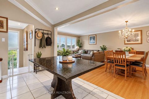 Photo 7 at 26 Brubeck Road, Humbermede, Toronto