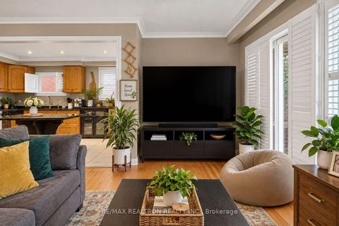 Photo 9 at 26 Brubeck Road, Humbermede, Toronto