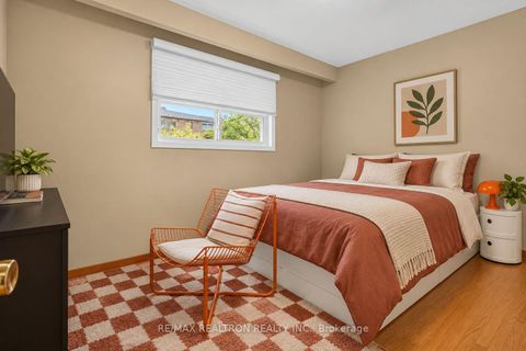 Photo 20 at 26 Brubeck Road, Humbermede, Toronto