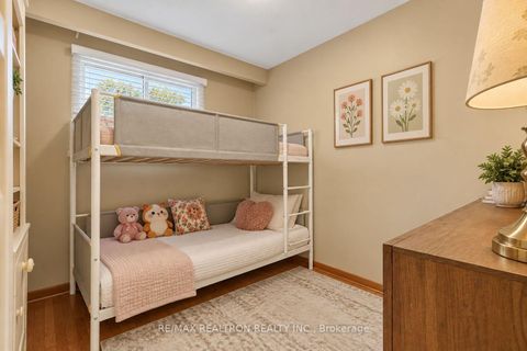 Photo 22 at 26 Brubeck Road, Humbermede, Toronto