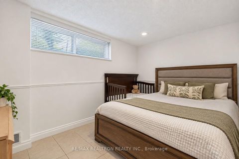 Photo 31 at 26 Brubeck Road, Humbermede, Toronto