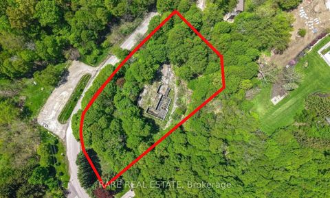 Photo 3 at 81 Meadowcliffe Drive, Cliffcrest, Toronto