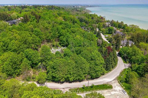 Photo 23 at 81 Meadowcliffe Drive, Cliffcrest, Toronto