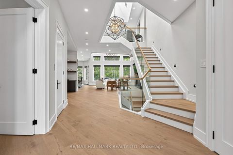 Photo 3 at 31 Bradgate Road, Don Mills, Toronto