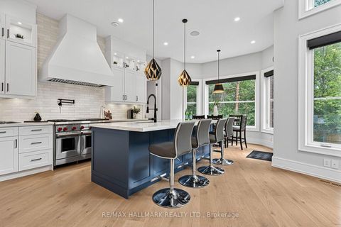 Photo 8 at 31 Bradgate Road, Don Mills, Toronto