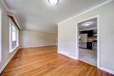 Photo 15 at 16 Carsbrooke Road, Etobicoke West Mall, Toronto