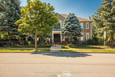 Photo 1 at 1 Radley Street, East Woodbridge, Vaughan