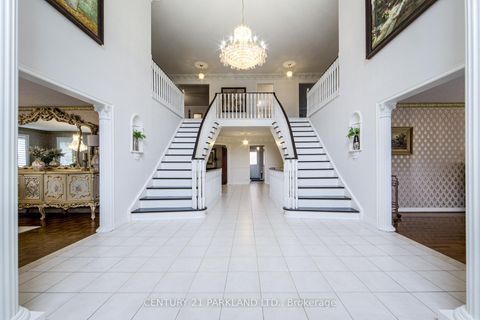 Photo 2 at 1 Radley Street, East Woodbridge, Vaughan