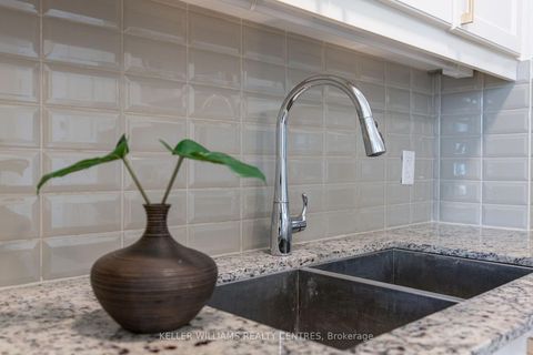 Photo 11 at 410 - 2522 Keele Street, Maple Leaf, Toronto