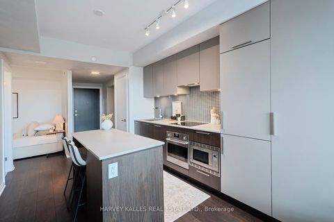 Photo 5 at 412 - 4208 Dundas Street W, Humber Valley, Toronto