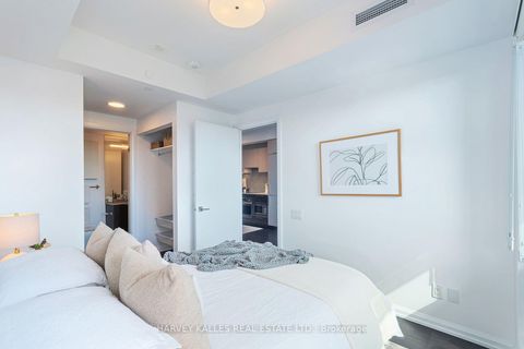 Photo 9 at 412 - 4208 Dundas Street W, Humber Valley, Toronto