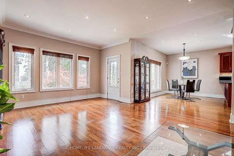 Photo 17 at 149 Maybourne Avenue, Birchmount, Toronto