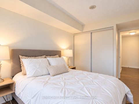 Photo 14 at 706 - 400 Adelaide Street E, Moss Park, Toronto