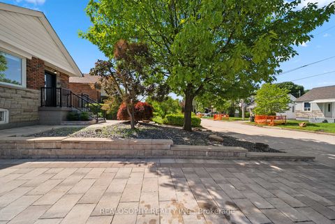 Photo 29 at 69 Squires Avenue, Parkview, Toronto