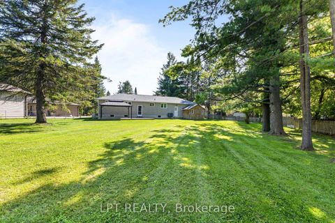 Photo 1 at 40 Rosemary Lane, Pefferlaw, Georgina