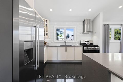 Photo 10 at 40 Rosemary Lane, Pefferlaw, Georgina