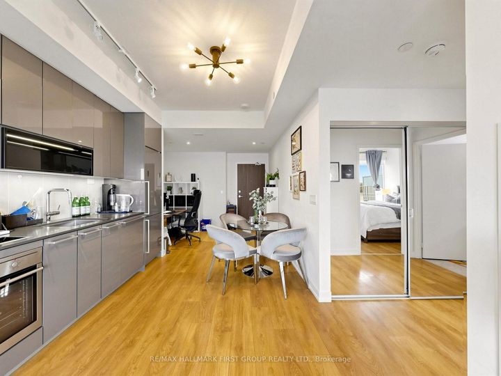 Photo 19 at 801 - 115 McMahon Drive, Bayview Village, Toronto