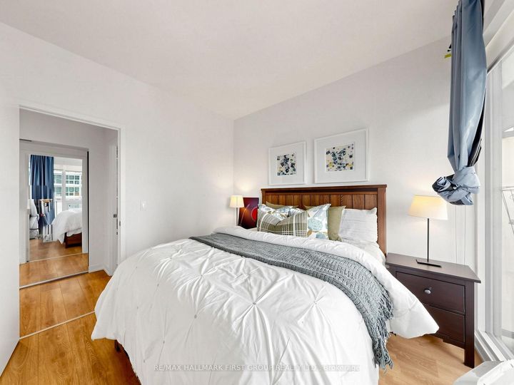 Photo 22 at 801 - 115 McMahon Drive, Bayview Village, Toronto