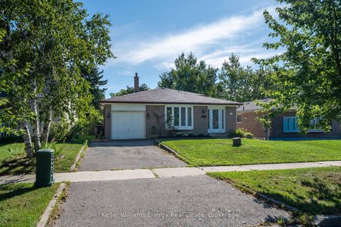 Photo 1 at 162 Merkley Square, Morningside, Toronto