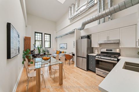 Photo 6 at 205 - 394 Euclid Avenue, Little Italy, Toronto