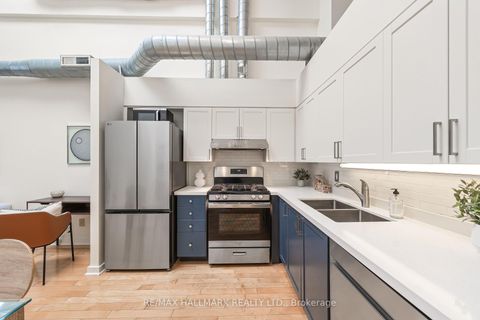 Photo 10 at 205 - 394 Euclid Avenue, Little Italy, Toronto