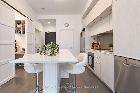 Photo 4 at 408 - 55 Regent Park Boulevard, Regent Park, Toronto