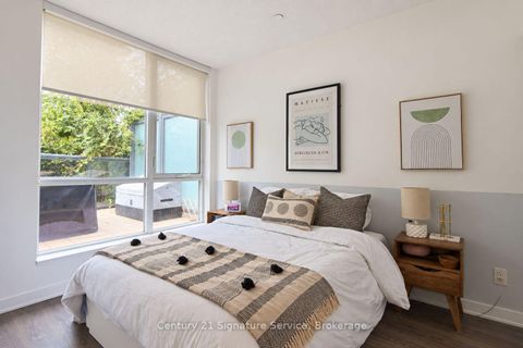 Photo 8 at 408 - 55 Regent Park Boulevard, Regent Park, Toronto