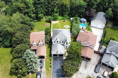 Photo 1 at 1077 CORRIE Street, Alcona, Innisfil