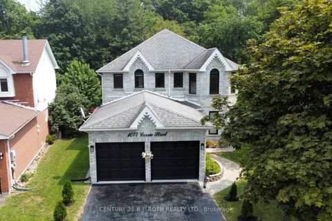 Photo 3 at 1077 CORRIE Street, Alcona, Innisfil