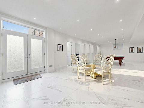 Photo 35 at 18 Dunsmore Gardens, Clanton Park, Toronto