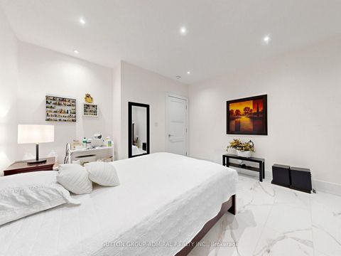 Photo 38 at 18 Dunsmore Gardens, Clanton Park, Toronto