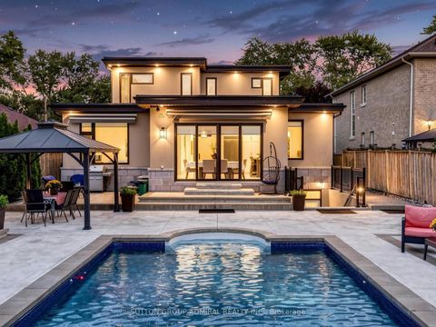 Photo 49 at 18 Dunsmore Gardens, Clanton Park, Toronto