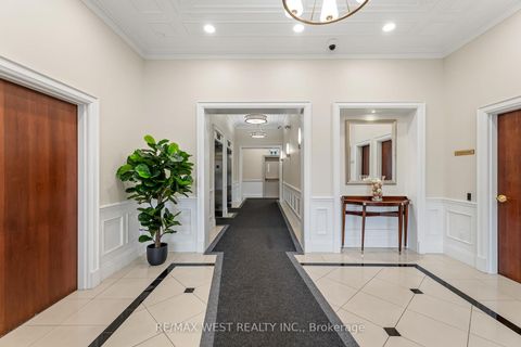 Photo 23 at 402 - 4196 Dundas Street W, Humber Valley, Toronto