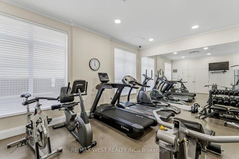 Photo 32 at 402 - 4196 Dundas Street W, Humber Valley, Toronto