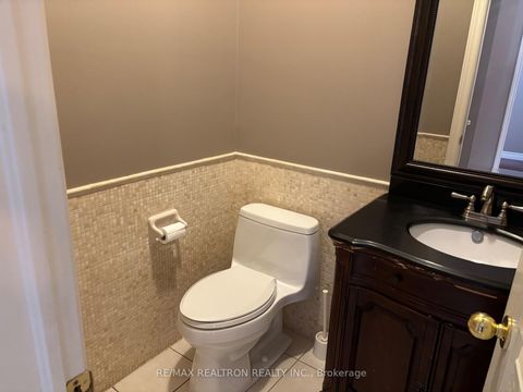Photo 6 at 298 Thornhill Woods Drive, Patterson, Vaughan