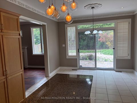 Photo 9 at 298 Thornhill Woods Drive, Patterson, Vaughan