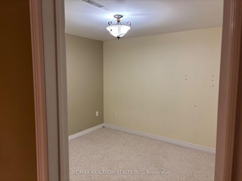 Photo 15 at 298 Thornhill Woods Drive, Patterson, Vaughan