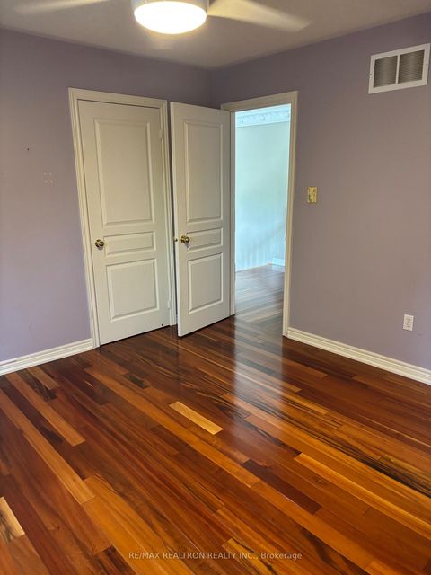 Photo 19 at 298 Thornhill Woods Drive, Patterson, Vaughan