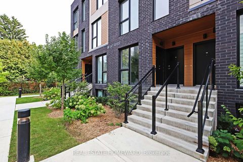 Photo 2 at 16 - 178 Clonmore Drive, Cliffside, Toronto