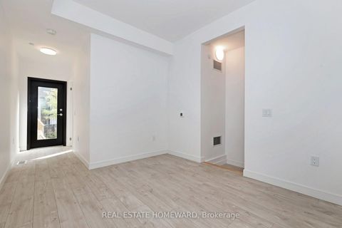 Photo 8 at 16 - 178 Clonmore Drive, Cliffside, Toronto