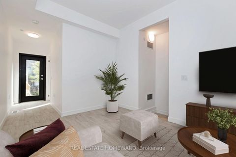 Photo 9 at 16 - 178 Clonmore Drive, Cliffside, Toronto