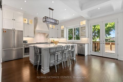 Photo 9 at 38 Devondale Avenue, Newtonbrook West, Toronto