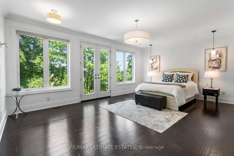 Photo 25 at 38 Devondale Avenue, Newtonbrook West, Toronto