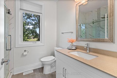 Photo 38 at 38 Devondale Avenue, Newtonbrook West, Toronto